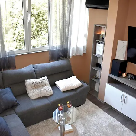 Apartment Lea