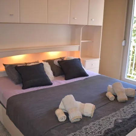 Apartment Lea *